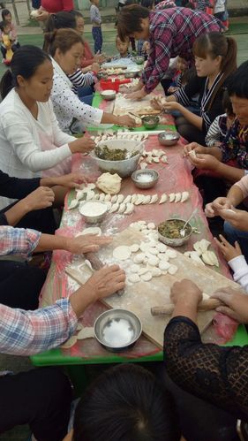 丁丁幼儿园亲子活动——包饺子 - 美篇