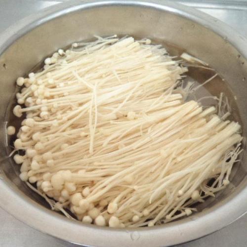 油泼金针菇