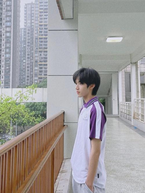 西南巴蜀最帅初中生毕业啦