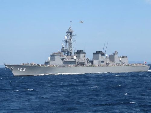 夕立号驱逐舰的舣装员长