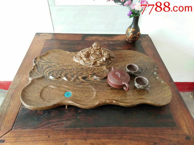 老料新作鸡翅木茶台,一木雕刻,造型独特,十分实用,全品.