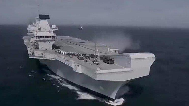 004航母大大超过预期巨型分段亮相大连造船厂核动力比肩福特级