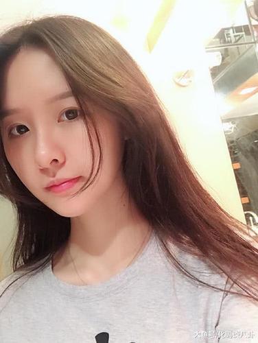 斗鱼阿冷一张证件照引发热议堪称照妖镜场面不受控制真香
