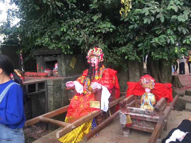 美城公祖神像