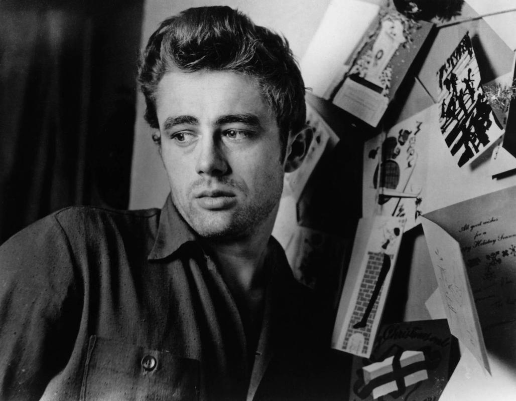  p>詹姆斯·迪恩(james dean,1931年2月8日-1955年9月30日),出生于