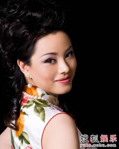 2009新春音乐会演员简介:钟丽燕