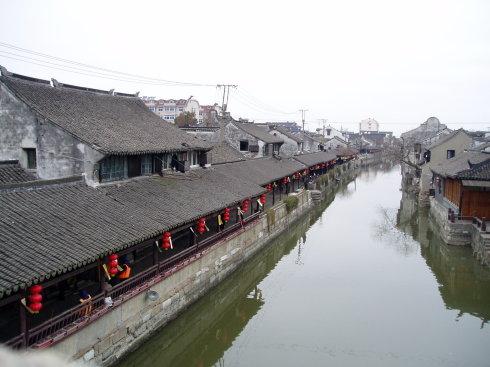 总算过去了,春节前就在筹划去外地过年,最后还是定在了上海的古镇枫泾