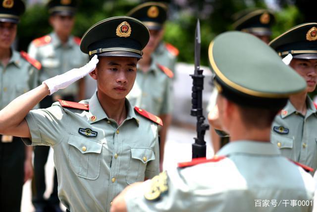 "对她好点!"直击军人交接"第二生命"