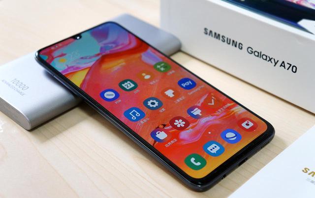 三星手机到底好在哪里,三星a70手机怎么样