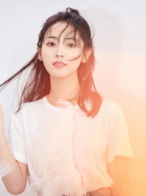 邢菲清纯照 邢菲图片大全