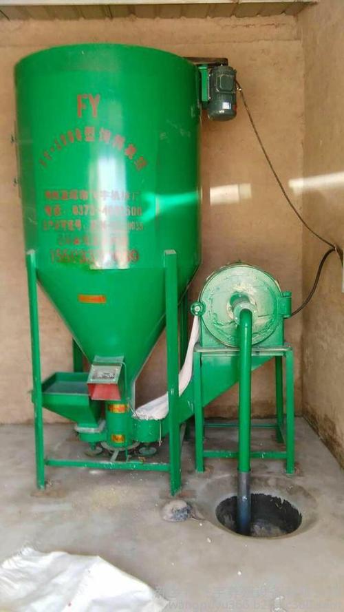 请注意:本图片来自新乡市飞宇养殖设备有限公司提供的饲料搅拌机猪