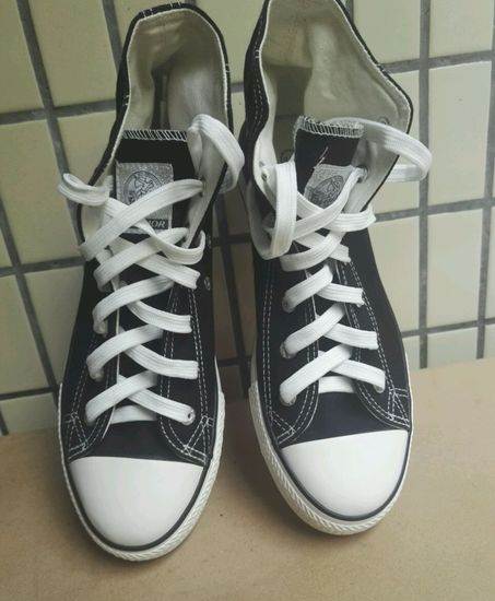 正品回力 高帮帆布鞋 转卖