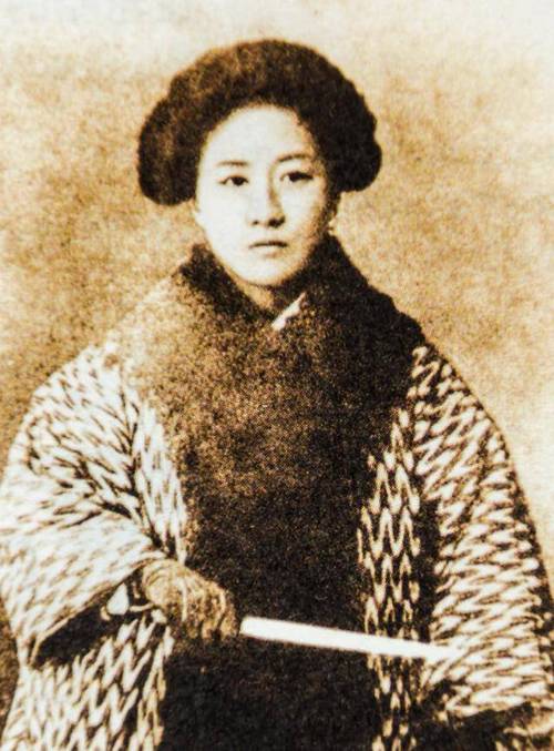 民国四大才女赫赫有名,你猜除了张爱玲还有那3位?