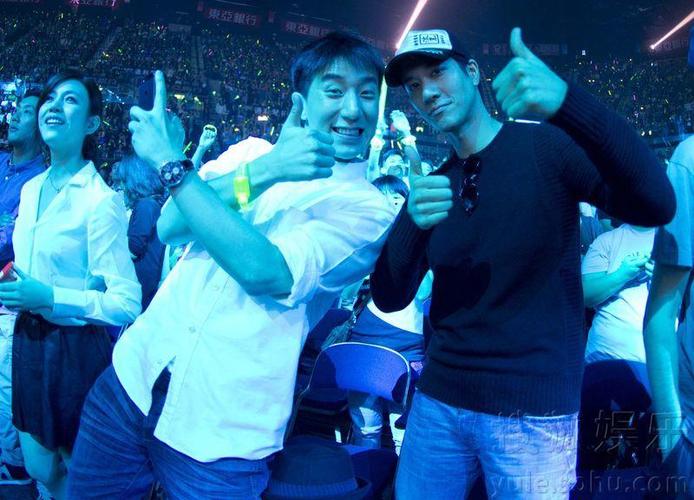 房祖名与王力宏; 陈奕迅生日谢霆锋送惊喜 薛凯琪房祖名齐捧场