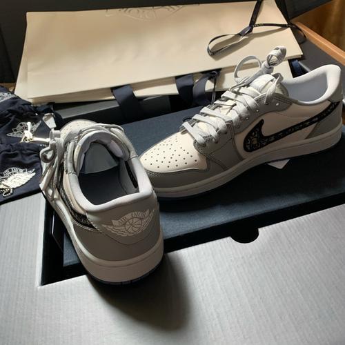 朝思暮想终于来了_鞋子_迪奥怎么样_airjordan_晒鞋走