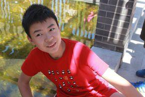 词条图片 下一图册 1/1童星王亮信息图片尺寸373x398 来自