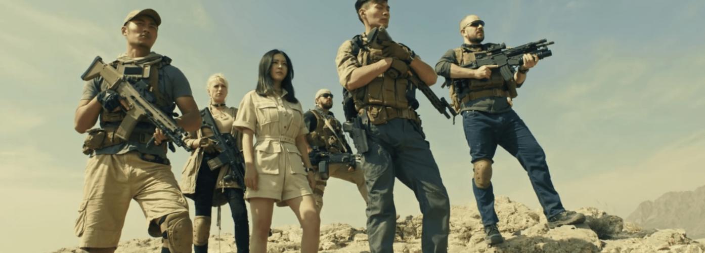 《沙鹰行动》中有一位美女狙击手及剧中武器赏析