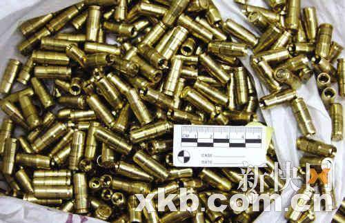 模具工人出租屋内造子弹 改装枪流入市场(组图)