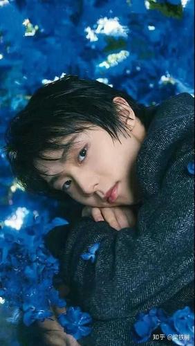 有没有哪位小可爱收藏羽生结弦的壁纸呀高清哦