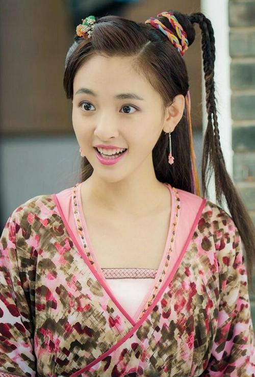 三位相似度极高的当红小花徐璐吴倩唐艺昕, 你被哪位圈了粉?