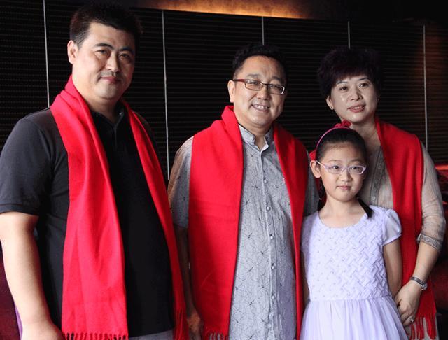 笑星句号:二婚娶了丫蛋,曾当赵本山助理,后来拜在姜昆