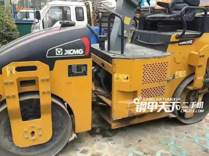 徐工yz18压路机(此设备编号:43216)11-01更新