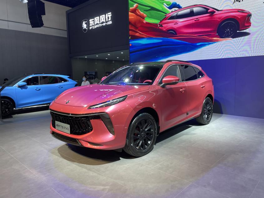 爱卡汽车拍到了一组东风风行t5 evo(参数|询价)女神版