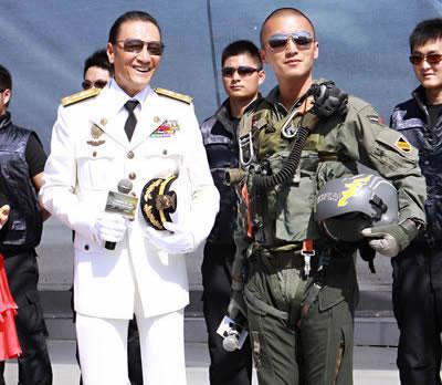 关键词:军装男星 制服诱惑 谢霆锋 黄晓明 孙红雷  [提要]军装之于