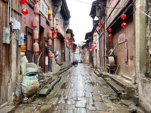 江西省第一古街河口古镇曾与景德镇并称为四大古镇如今却少人问津