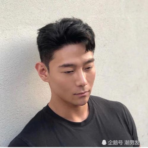 颜值不够发型来凑,2020年适合夏季剪的20款男生发型参考!