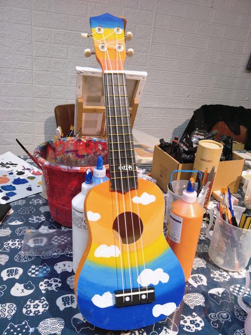 彩绘一把尤克里里diy～简单好看可弹_diy_彩绘_尤克里里_手工制作