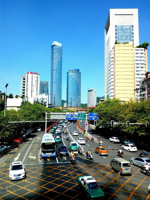 贵州省贵阳市花溪区花溪大道(南段)22号靠近贵州省第一工业设计研究院