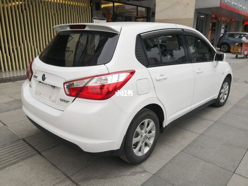 到店一手车2015年东风日产启辰r50,1.