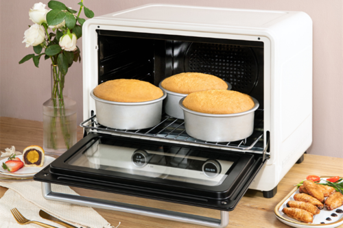 烤箱比如海氏 c40 叫平炉烤箱,而 i7 是真风炉(三维风炉烤,烘烤更均匀