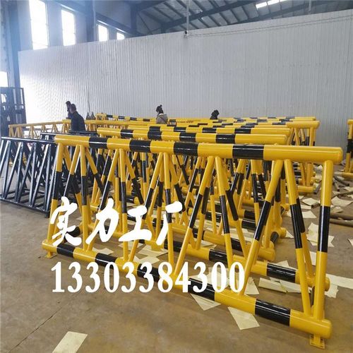 工厂现货热镀锌喷防锈漆拦截专用路障拒马移动护栏