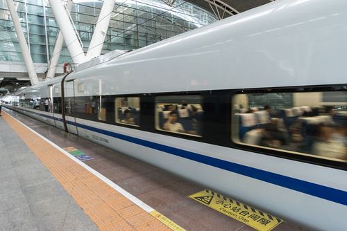 高铁 火车 广州南站