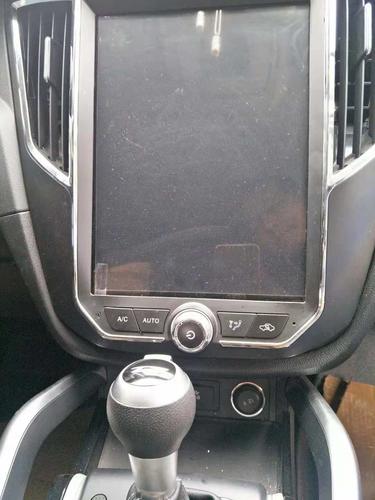 众泰-众泰sr7 中控大屏幕不显示,空调无法关闭开启