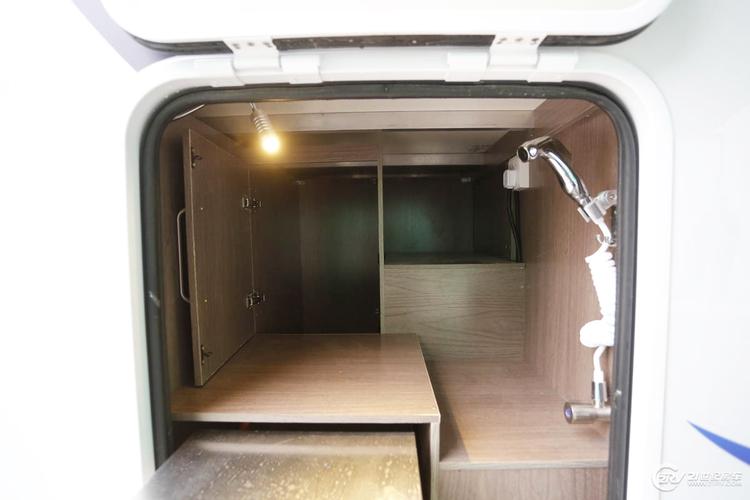 售价29.98万元的c型房车 科发帅虎c型房车实拍