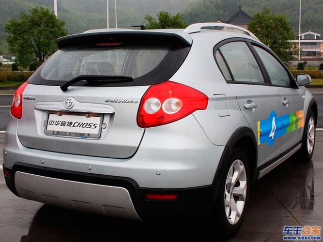 汽车图库 中华 华晨中华 中华骏捷cross(5/157) 外观 中华骏捷cross