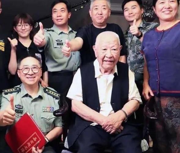 1964年晋升开国少将,中国神经外科事业的开拓者,是目前唯一健在的红军