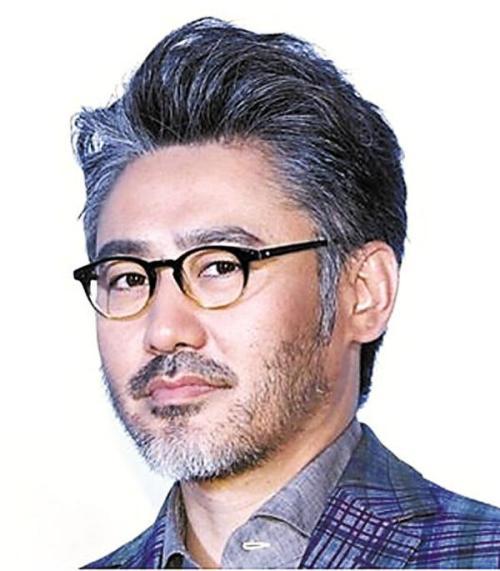 帅大叔头像侧脸帅大叔头像真人头像