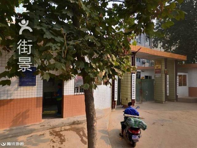范家村小学