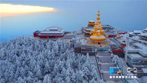 航拍雪后峨眉山金顶