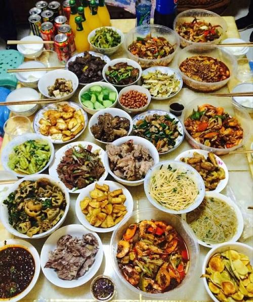 【春节特别策划】泸西人的年夜饭:大年三十你晒了吗?