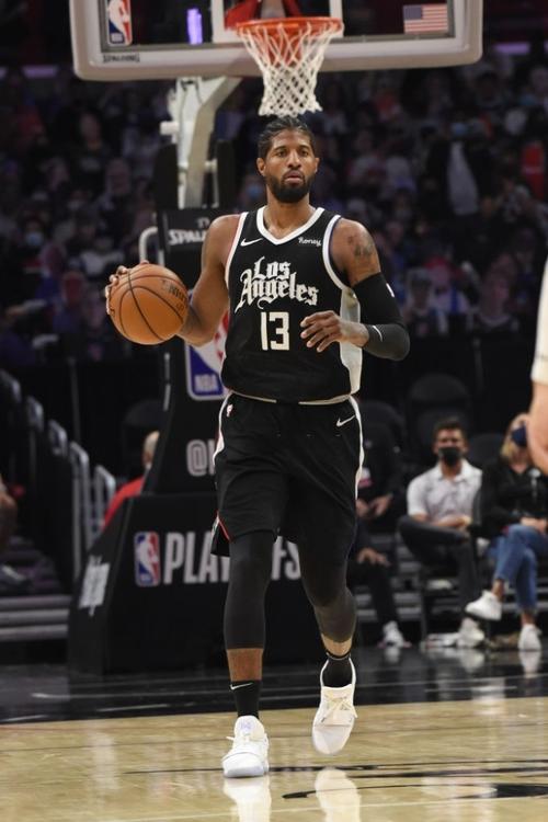 nba球员上脚:保罗·乔治很帅气,欧文和杜兰特很骚气