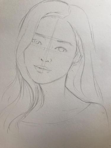 「黑白铅笔画步骤图」长发披肩的女孩  工具: 素描纸,橡皮,素描铅笔