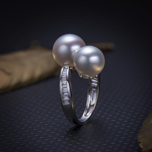 小樱桃珠宝 澳洲白珠 澳白海水珍珠 钻石双珠戒指 18k金 定制款