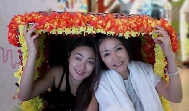 童安格女儿近照曝光,长相清纯靓丽端庄优雅,遗传了父母的好基因