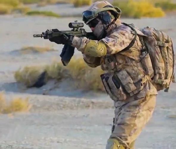 "雷神突击队"——中国空降兵特种作战部队