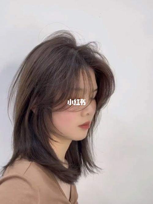 2021最火减龄锁骨发,日常好打理,显脸小～_发型_减龄